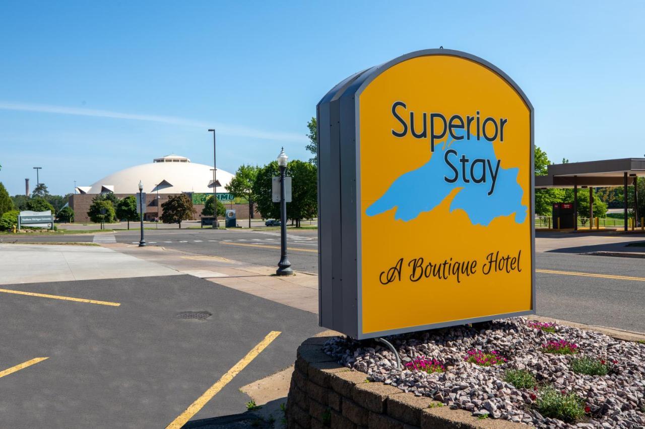 Superior Stay Hotel Marquette Eksteriør billede